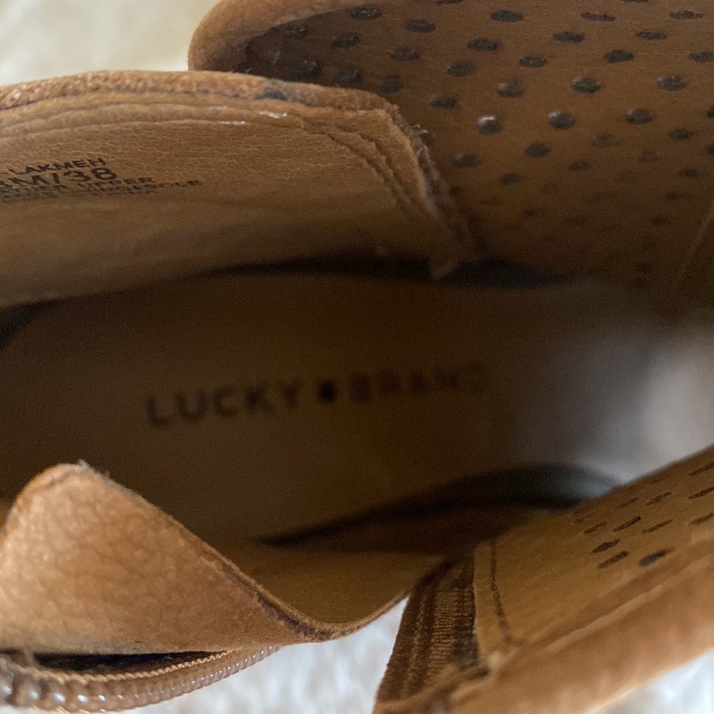 Lucky Brand size 8 peep toe booties. - Picture 5 of 7